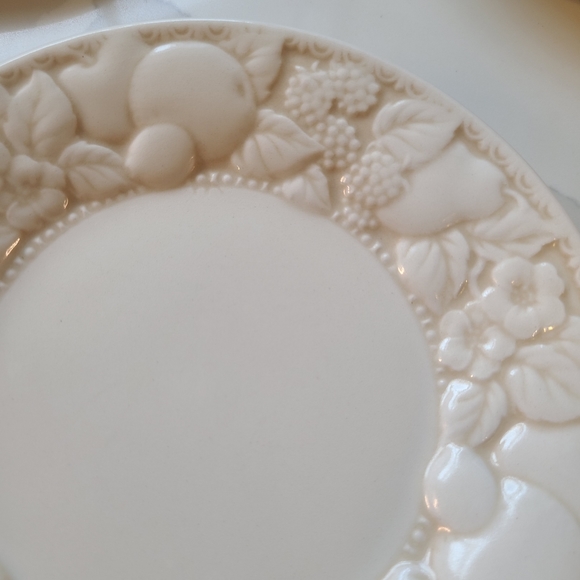 Vernon Ware by Metlox Antiqua, 5 plates, 6 1/4 inch - Picture 9 of 12